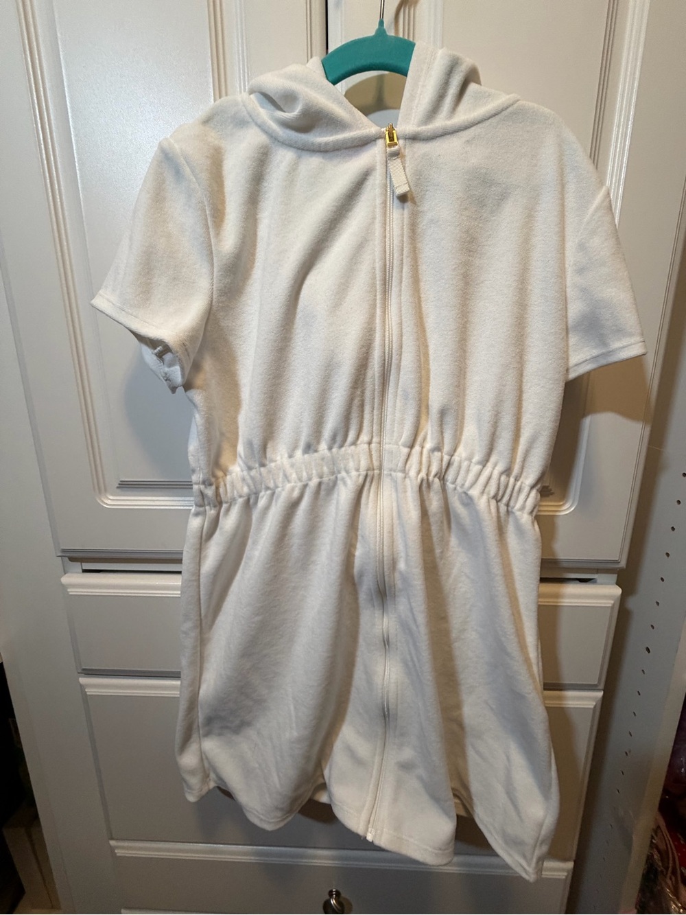 LILLY PULITZER GIRLS CHAPLIN COVER UP, White , EUC size large